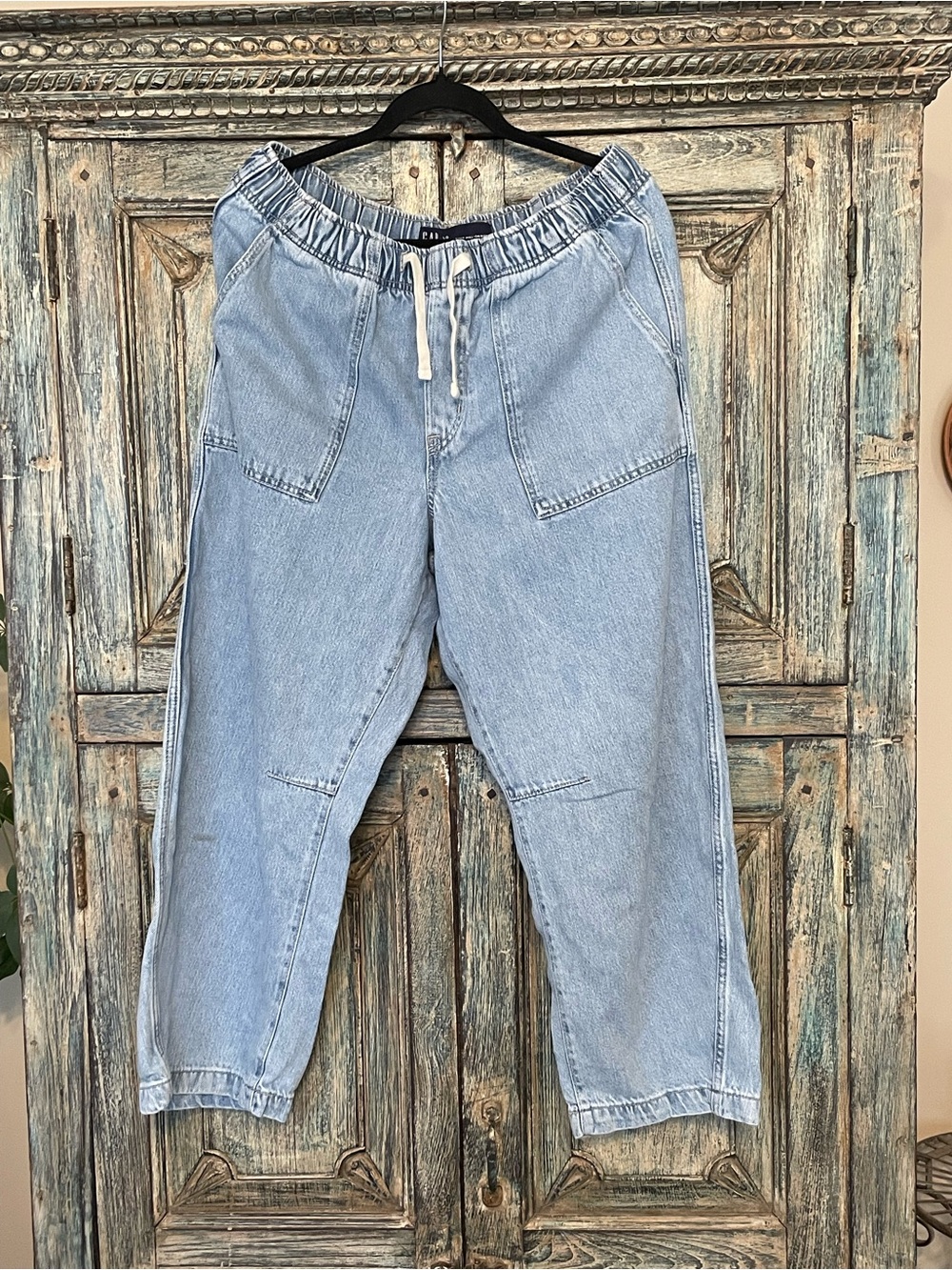 GAP Light Blue Denim Jogger Jeans
